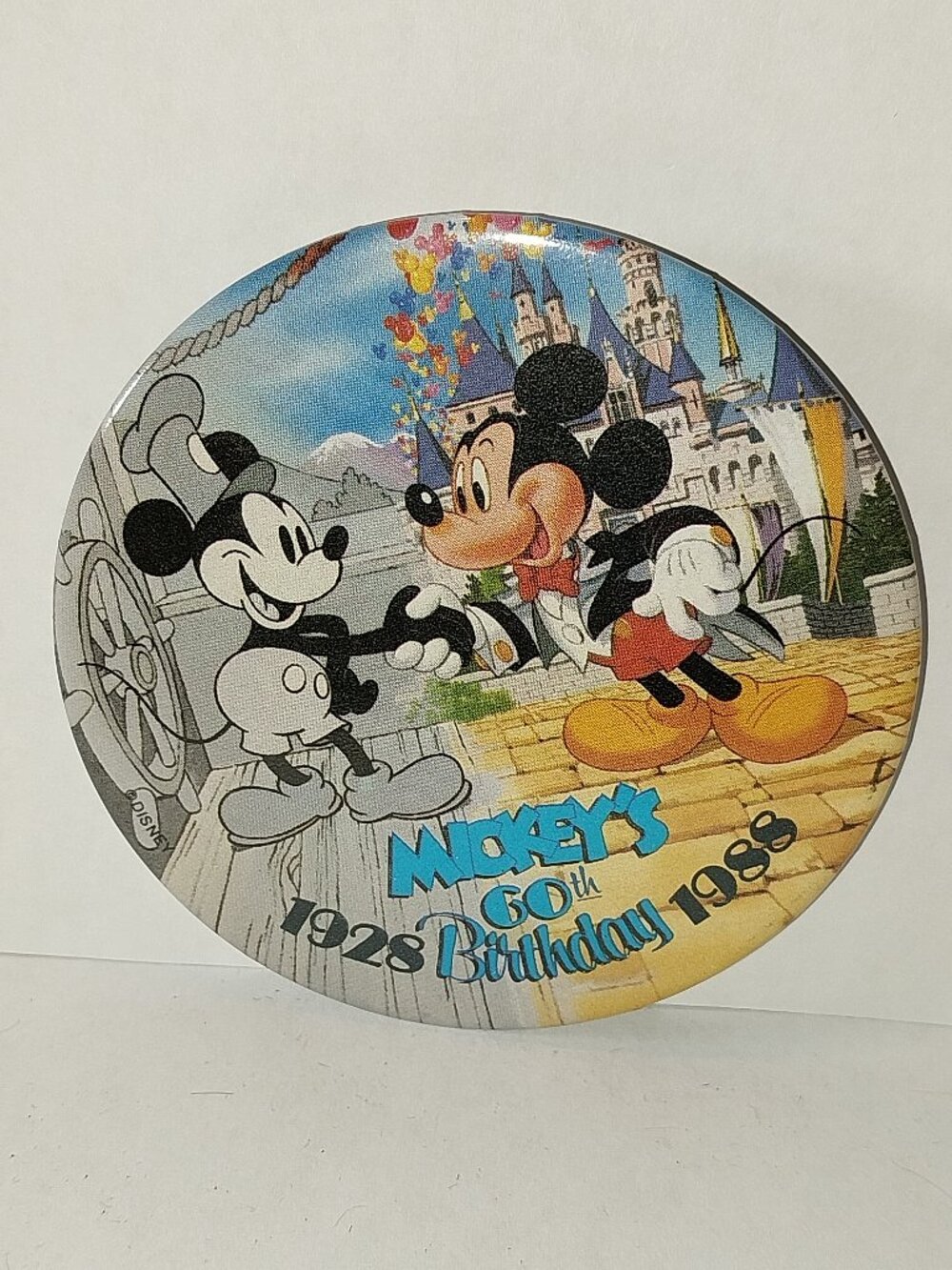 Mickey's 60th 1928-1988 Birthday Mickey Mouse Disneyland Button Badge Pinback 3"